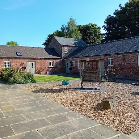 Castle Court Lejlighed *